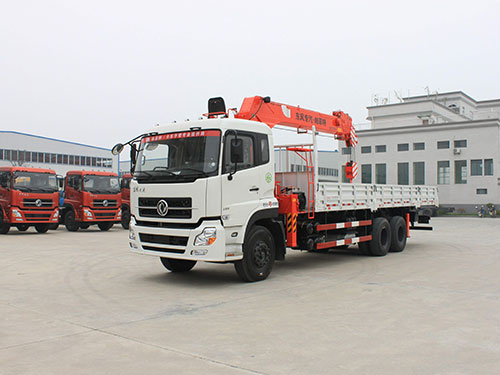 隨車吊7 隨車吊7